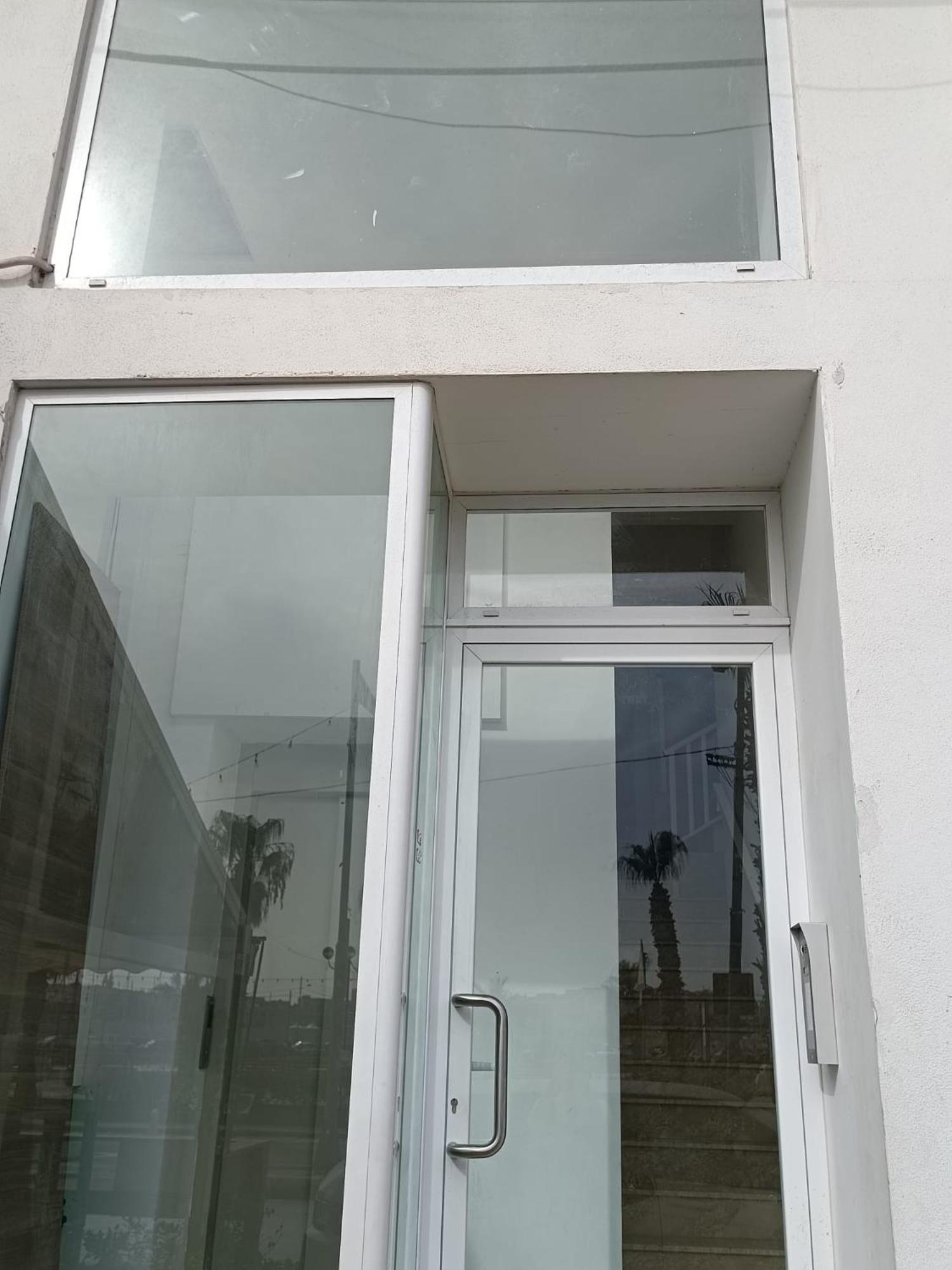 Luxury & Stylish 2bedroom Seafront, Balcony Gogzr-4