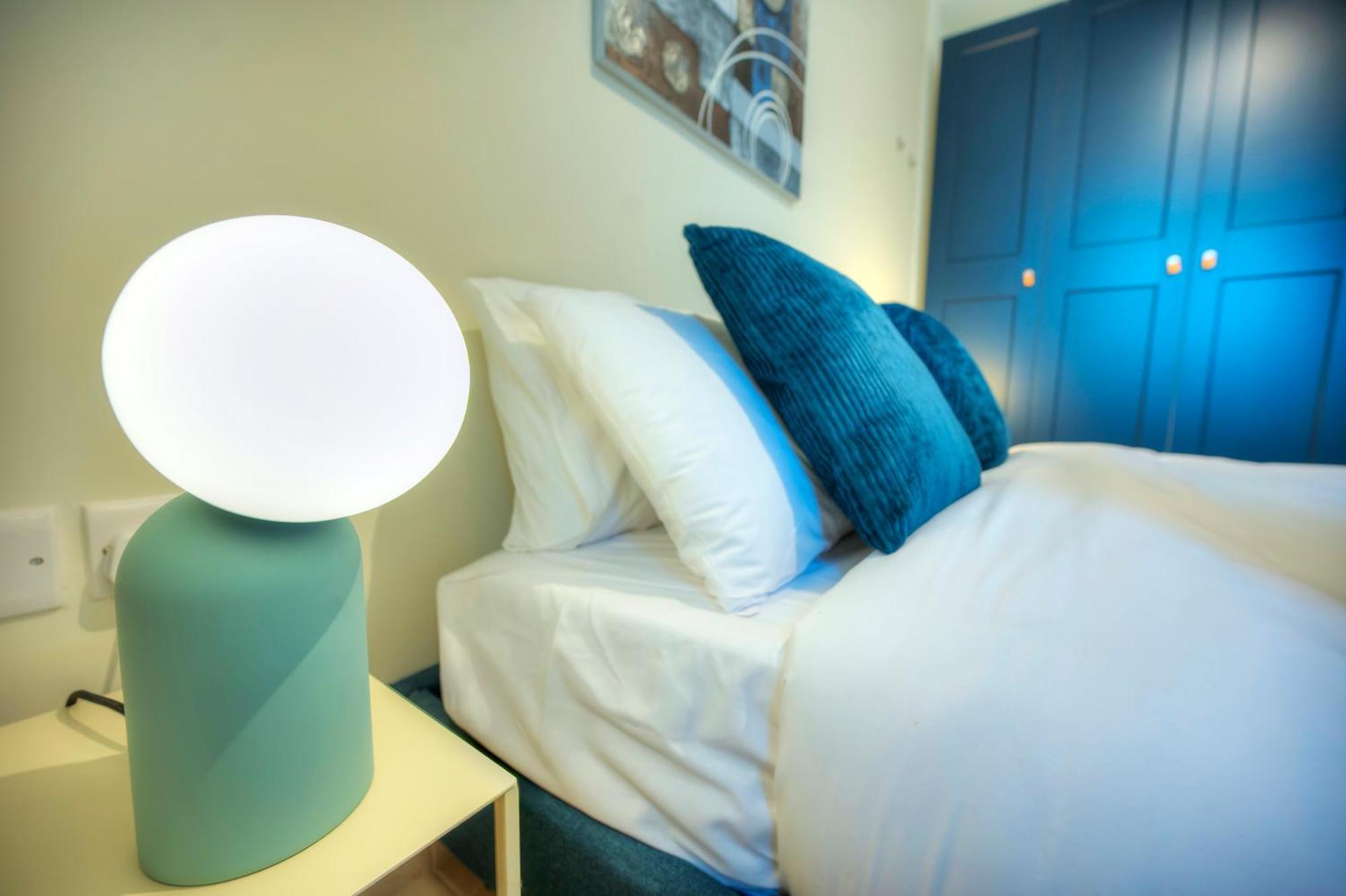 Apartment Luxury & Stylish 2bedroom Seafront, Balcony Gogzr-4